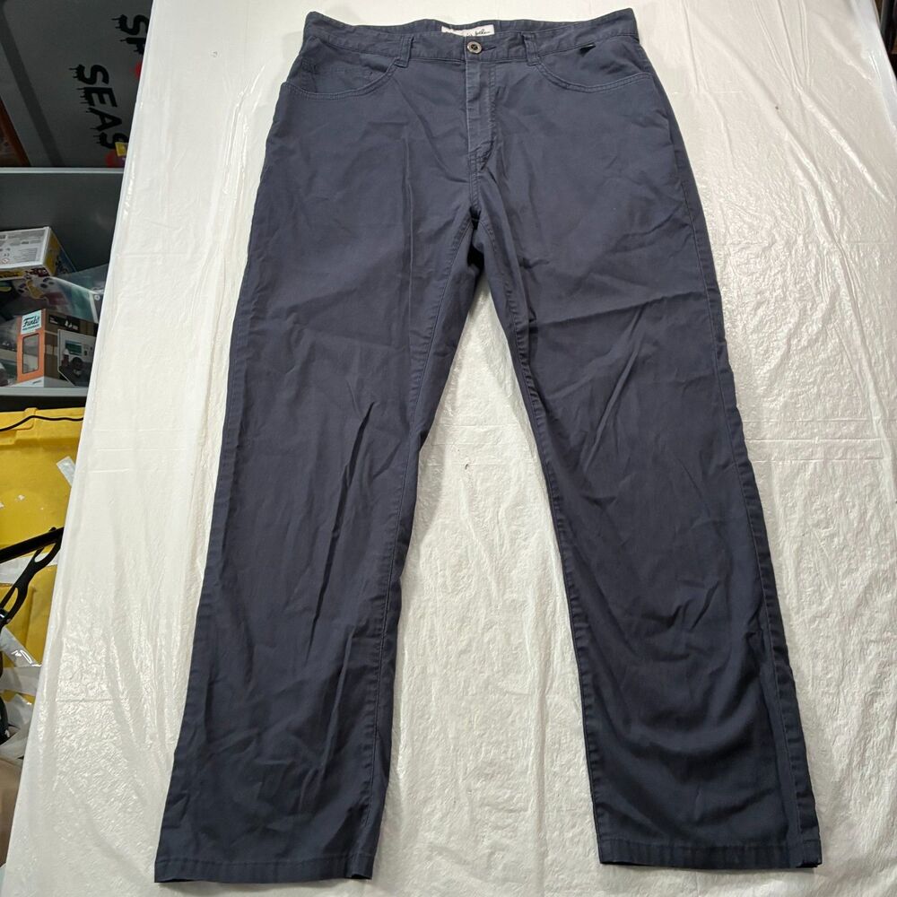 Travis Mathew Navy Pants Size 32x27 (34x27) Straight Leg Lightweight Performance
